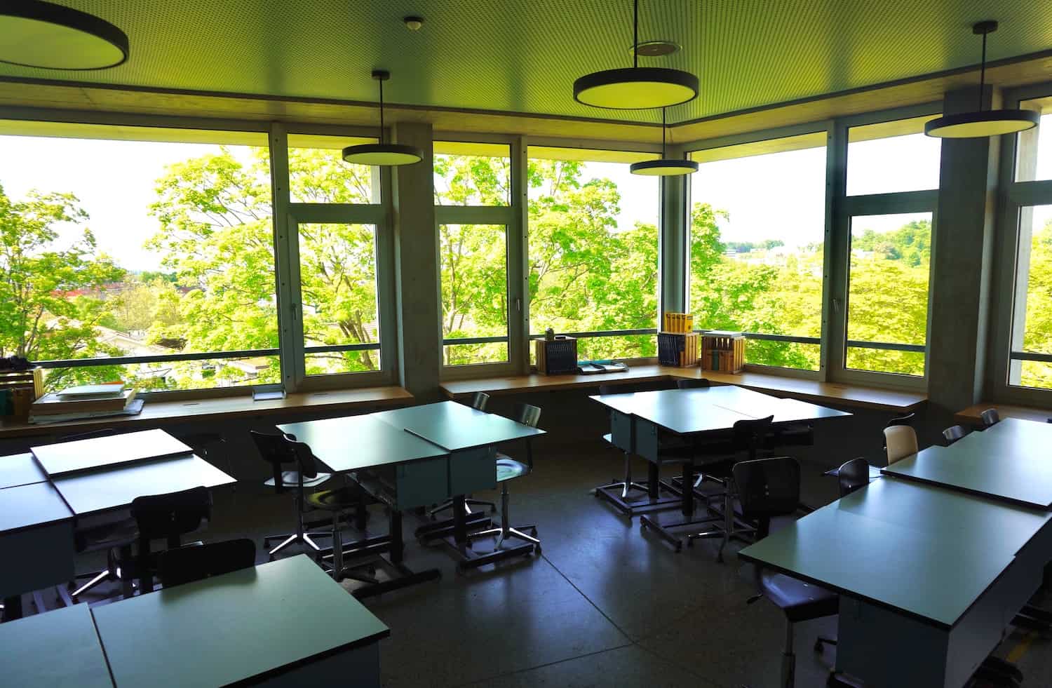 How to maximise the benefits of school retrofit programmes